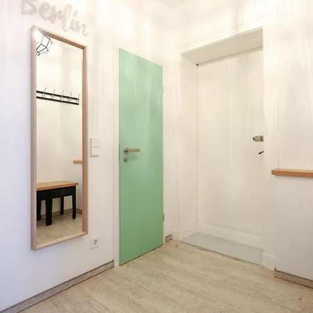 4 Personen Altbau Nahe Kurfuerstendamm - Macbeth Appartamento