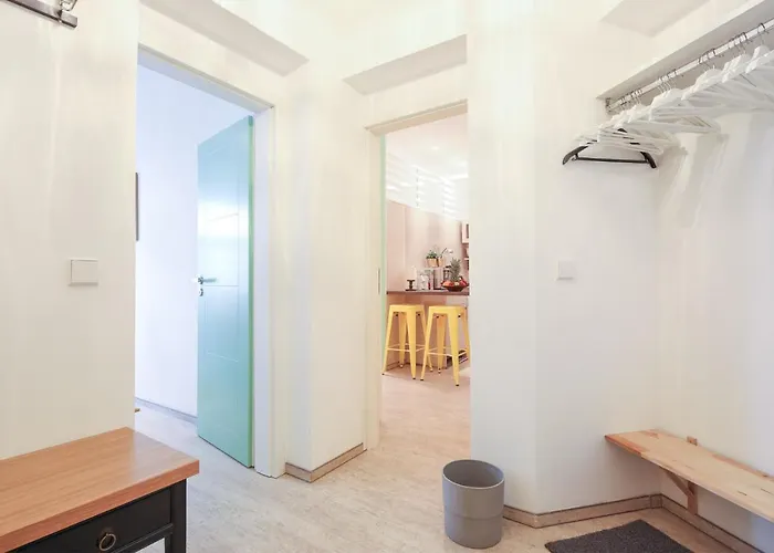 アパート 4 Personen Altbau Nahe Kurfuerstendamm - Macbeth