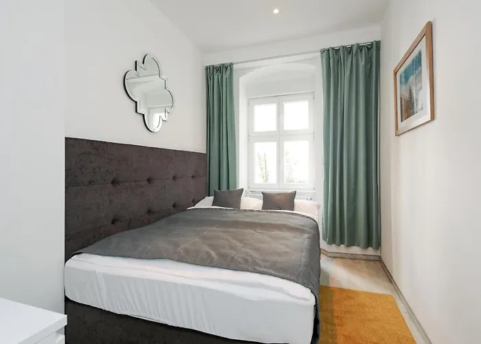 4 Personen Altbau Nahe Kurfuerstendamm - Macbeth *