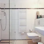 4 Personen Altbau Nahe Kurfuerstendamm - Macbeth アパート *