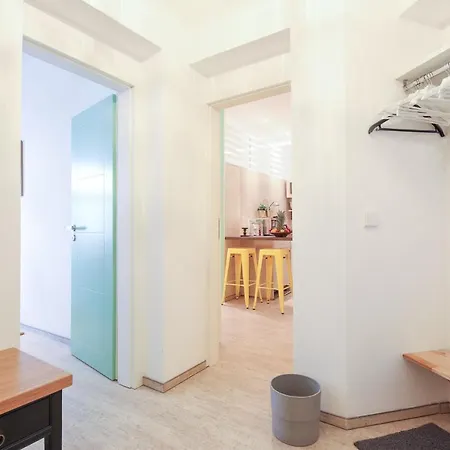 Apartament 4 Personen Altbau Nahe Kurfuerstendamm - Macbeth